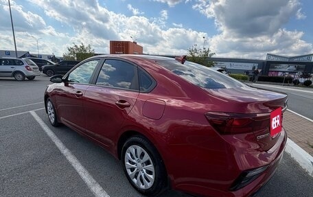 KIA Cerato IV, 2022 год, 2 300 000 рублей, 5 фотография