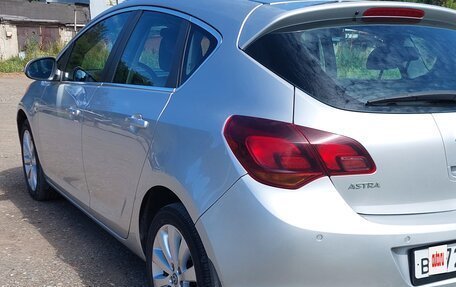 Opel Astra J, 2012 год, 730 000 рублей, 7 фотография