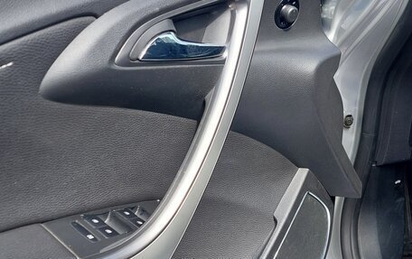 Opel Astra J, 2012 год, 730 000 рублей, 10 фотография
