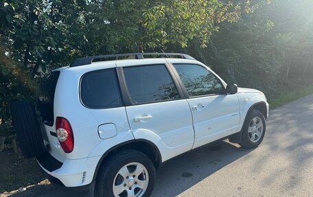 Chevrolet Niva I рестайлинг, 2012 год, 500 000 рублей, 2 фотография