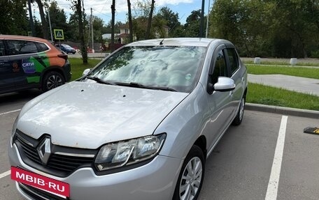Renault Logan II, 2015 год, 670 000 рублей, 2 фотография