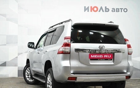 Toyota Land Cruiser Prado 150 рестайлинг 2, 2015 год, 4 150 000 рублей, 4 фотография