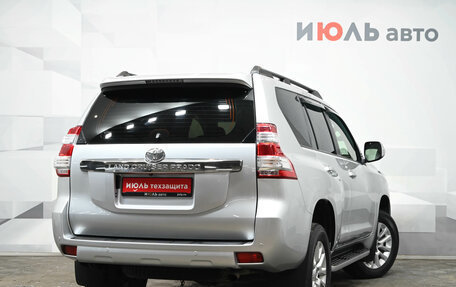 Toyota Land Cruiser Prado 150 рестайлинг 2, 2015 год, 4 150 000 рублей, 6 фотография