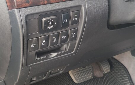 Toyota Land Cruiser 200, 2013 год, 3 300 000 рублей, 5 фотография