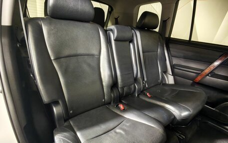 Toyota Highlander III, 2013 год, 1 655 000 рублей, 17 фотография