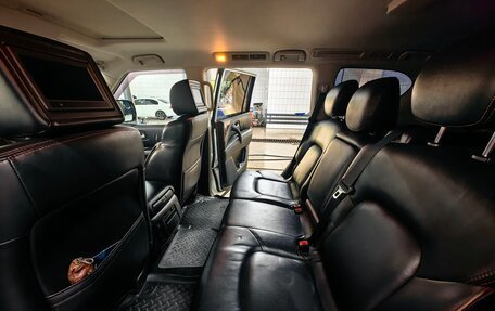 Nissan Patrol, 2011 год, 2 300 000 рублей, 10 фотография