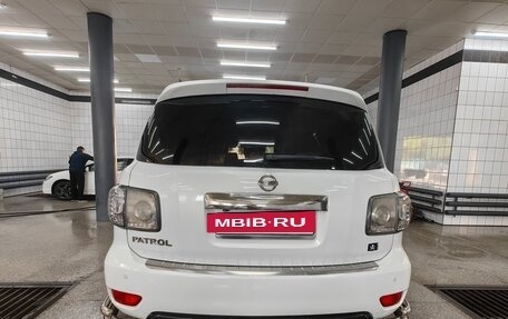 Nissan Patrol, 2011 год, 2 300 000 рублей, 4 фотография