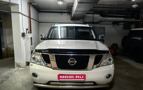 Nissan Patrol, 2011 год, 2 300 000 рублей, 3 фотография