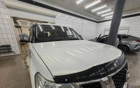Nissan Patrol, 2011 год, 2 300 000 рублей, 16 фотография