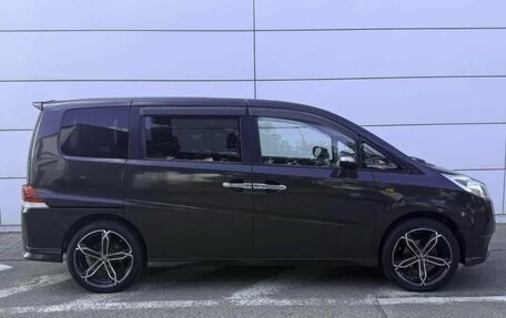 Honda Stepwgn III, 2007 год, 1 077 000 рублей, 4 фотография