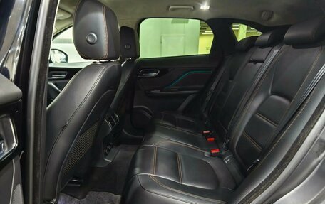 Jaguar F-Pace, 2019 год, 2 590 000 рублей, 30 фотография