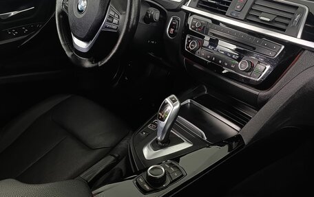 BMW 3 серия, 2015 год, 1 950 000 рублей, 13 фотография