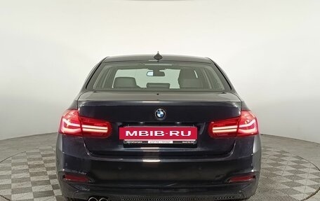 BMW 3 серия, 2015 год, 1 950 000 рублей, 6 фотография