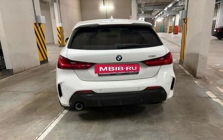 BMW 1 серия, 2020 год, 2 650 000 рублей, 9 фотография