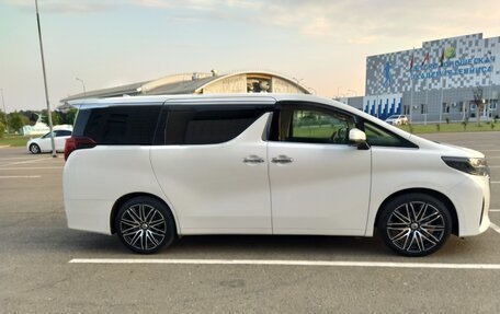 Toyota Alphard III, 2021 год, 5 500 000 рублей, 6 фотография