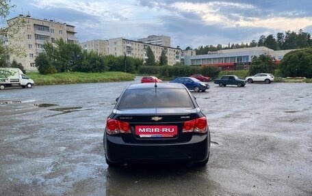 Chevrolet Cruze II, 2010 год, 550 000 рублей, 7 фотография