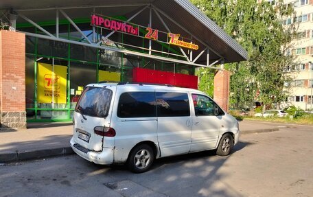 Hyundai Starex I рестайлинг, 2003 год, 355 000 рублей, 4 фотография