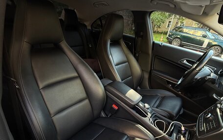 Mercedes-Benz CLA, 2016 год, 2 180 000 рублей, 16 фотография