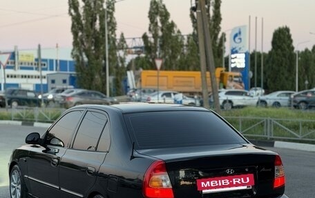 Hyundai Accent II, 2008 год, 650 000 рублей, 3 фотография