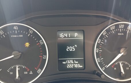 Skoda Octavia, 2011 год, 850 000 рублей, 11 фотография