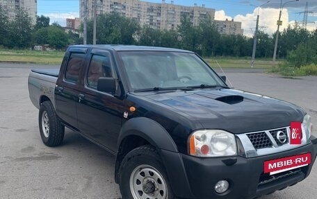 Nissan NP300, 2008 год, 650 000 рублей, 3 фотография