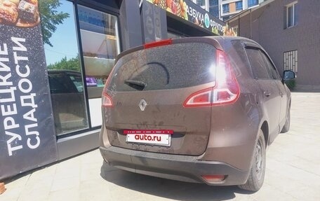 Renault Scenic III, 2010 год, 599 000 рублей, 2 фотография