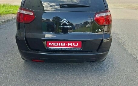 Citroen C4 Picasso II рестайлинг, 2011 год, 650 000 рублей, 2 фотография