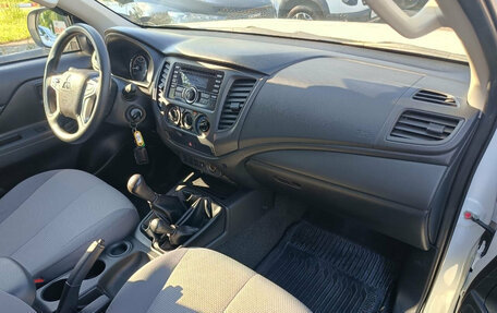 Mitsubishi L200 IV рестайлинг, 2022 год, 3 399 000 рублей, 12 фотография