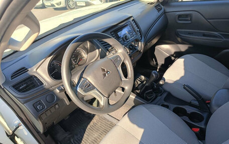 Mitsubishi L200 IV рестайлинг, 2022 год, 3 399 000 рублей, 10 фотография