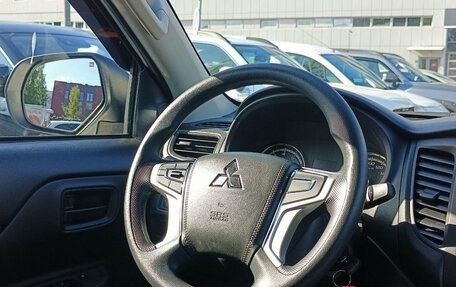 Mitsubishi L200 IV рестайлинг, 2022 год, 3 399 000 рублей, 13 фотография