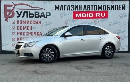 Chevrolet Cruze II, 2010 год, 620 000 рублей, 3 фотография