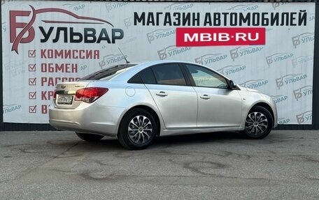 Chevrolet Cruze II, 2010 год, 620 000 рублей, 6 фотография