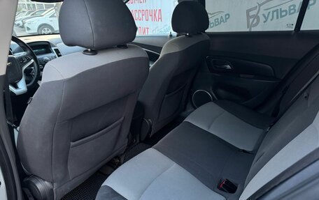 Chevrolet Cruze II, 2010 год, 620 000 рублей, 14 фотография