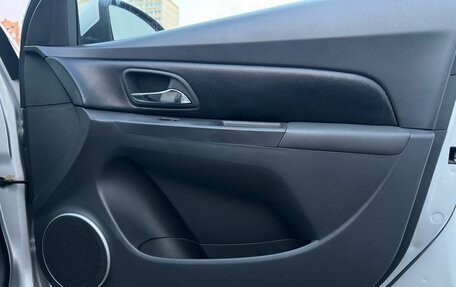 Chevrolet Cruze II, 2010 год, 620 000 рублей, 17 фотография