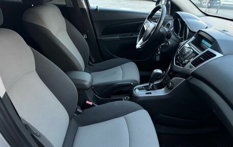 Chevrolet Cruze II, 2010 год, 620 000 рублей, 19 фотография