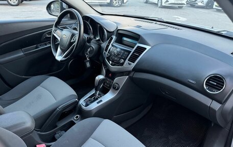 Chevrolet Cruze II, 2010 год, 620 000 рублей, 18 фотография