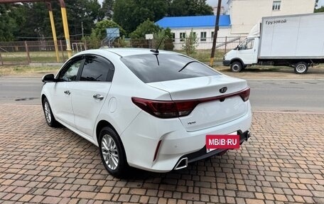 KIA Rio IV, 2020 год, 1 550 000 рублей, 5 фотография
