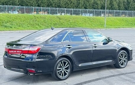 Toyota Camry, 2017 год, 2 200 000 рублей, 5 фотография