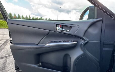 Toyota Camry, 2017 год, 2 200 000 рублей, 23 фотография