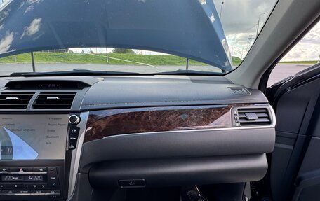 Toyota Camry, 2017 год, 2 200 000 рублей, 31 фотография