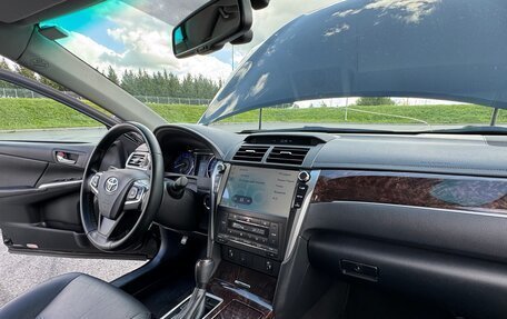 Toyota Camry, 2017 год, 2 200 000 рублей, 32 фотография