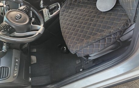 KIA Rio IV, 2018 год, 1 350 000 рублей, 10 фотография