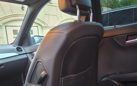 Mercedes-Benz C-Класс, 2012 год, 1 850 000 рублей, 26 фотография