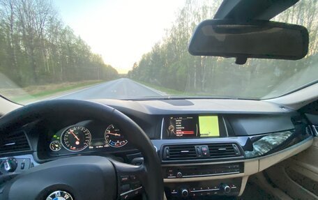 BMW 5 серия, 2015 год, 2 100 000 рублей, 26 фотография