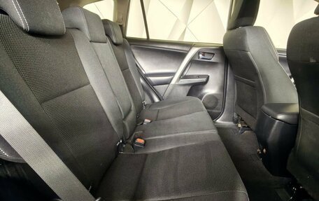 Toyota RAV4, 2015 год, 1 995 000 рублей, 15 фотография