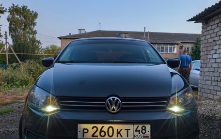 Volkswagen Polo VI (EU Market), 2013 год, 850 000 рублей, 1 фотография