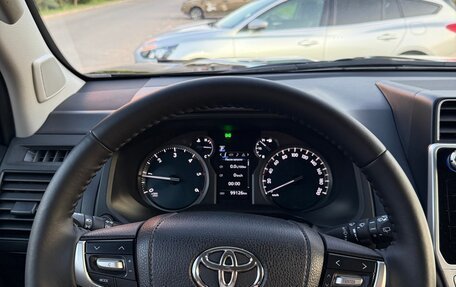 Toyota Land Cruiser Prado 150 рестайлинг 2, 2018 год, 4 900 000 рублей, 13 фотография