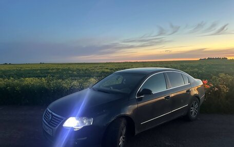 Volkswagen Passat B6, 2008 год, 700 000 рублей, 4 фотография