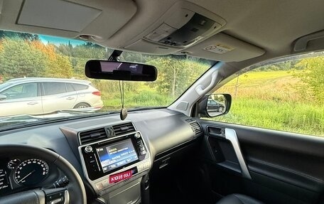 Toyota Land Cruiser Prado 150 рестайлинг 2, 2018 год, 4 900 000 рублей, 15 фотография