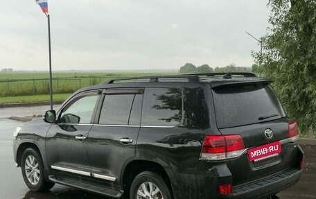 Toyota Land Cruiser 200, 2018 год, 6 500 000 рублей, 7 фотография